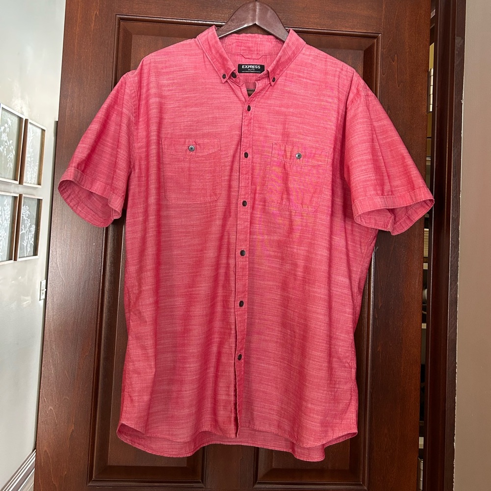 Express‎ Short-Sleeve Button-Up Shirt (Men’s XXL)